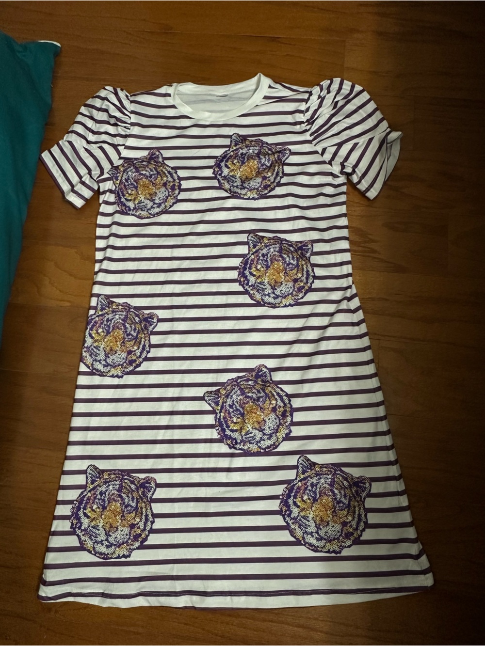 Striped White & Purple Tiger Appliqué Short-Sleeve Dress